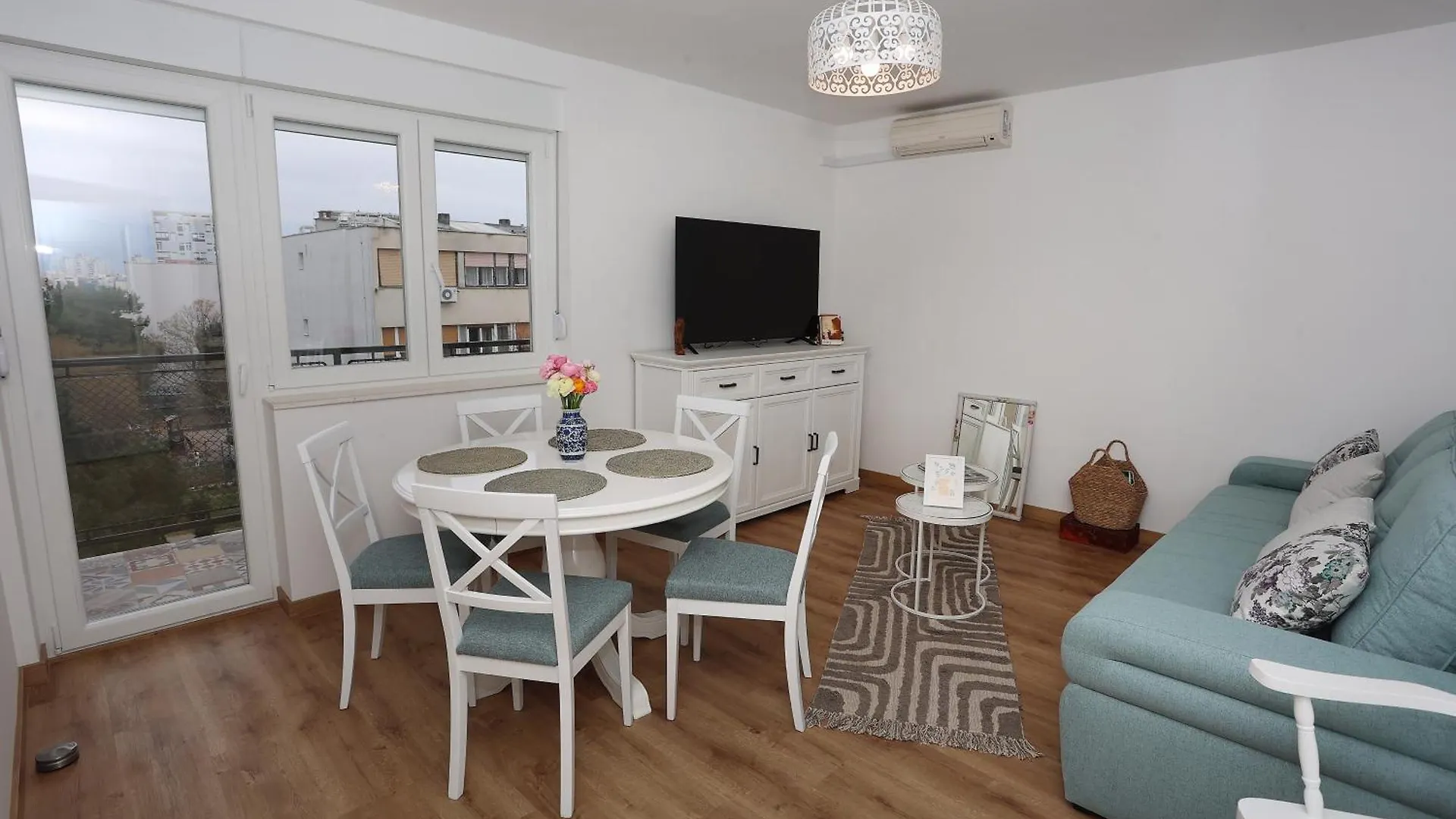 Sunsetview Apartment With Balcony Split Croatia