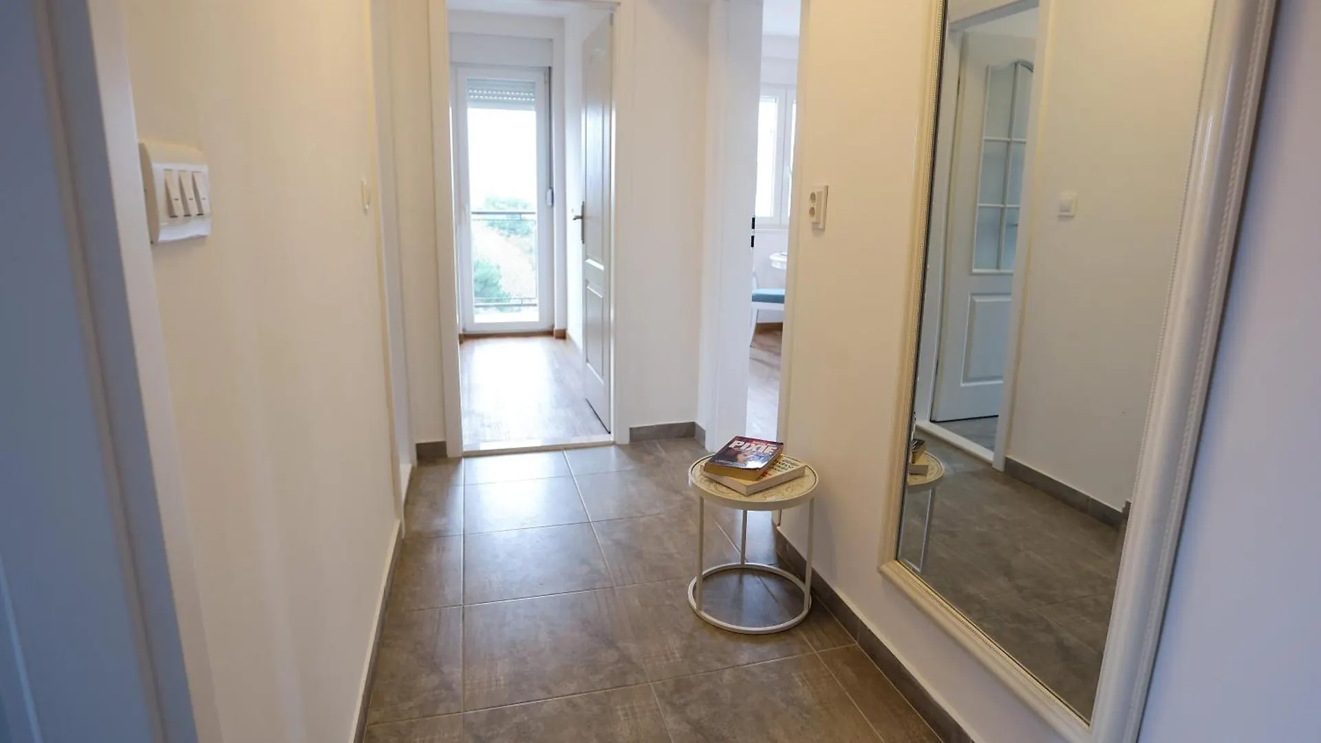 Sunsetview Apartment With Balcony Split
