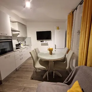  Apartment Mendula